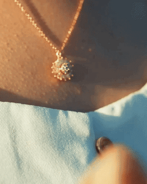 Collar Girasol Giratorio